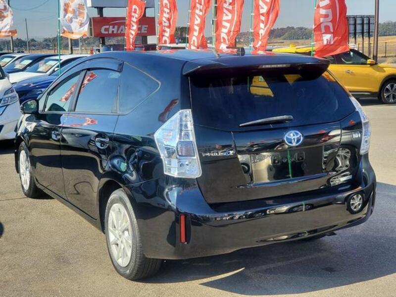 PRIUS ALPHA