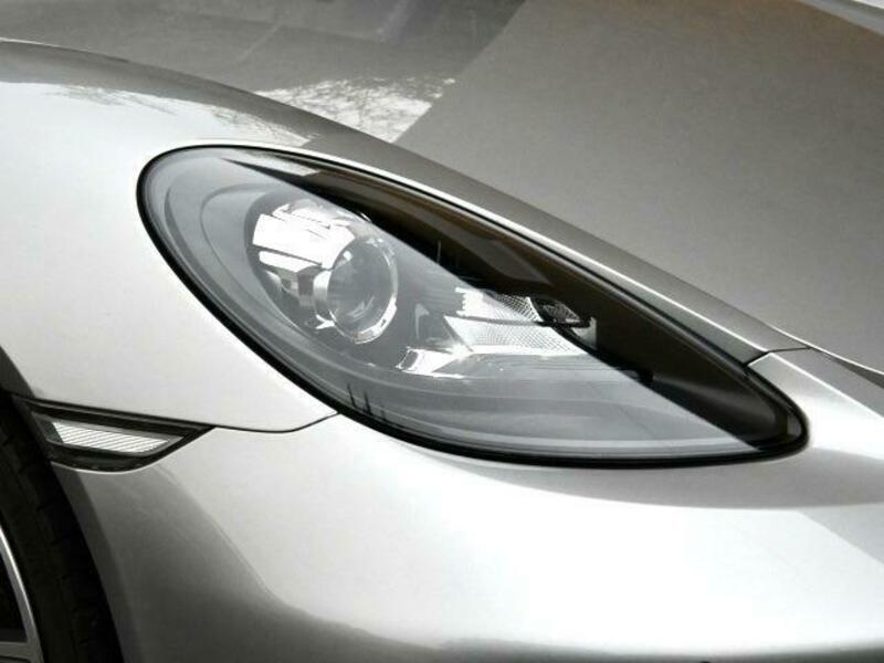 718 CAYMAN