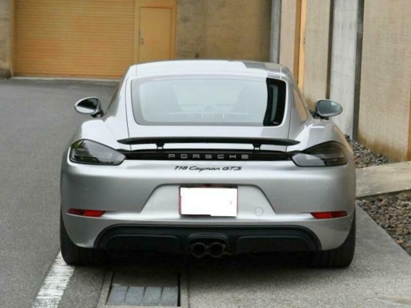 718 CAYMAN