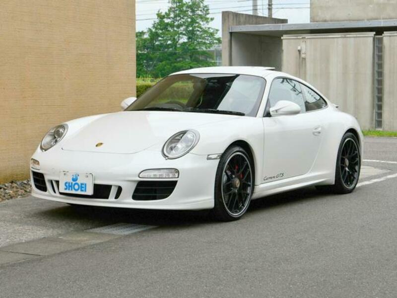 911