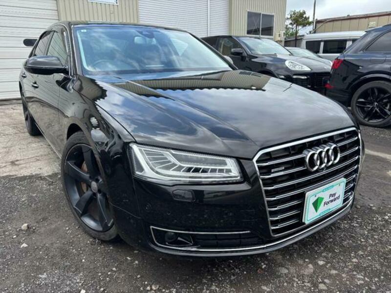 AUDI A8