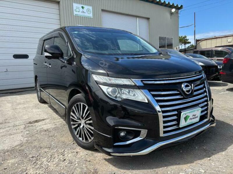 NISSAN ELGRAND