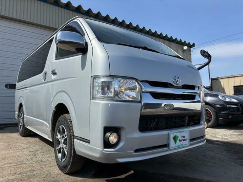 HIACE VAN