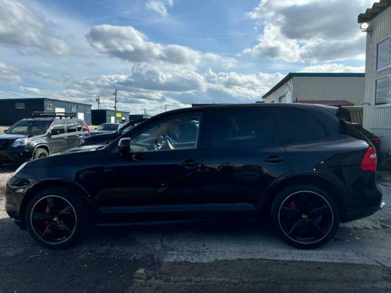 CAYENNE