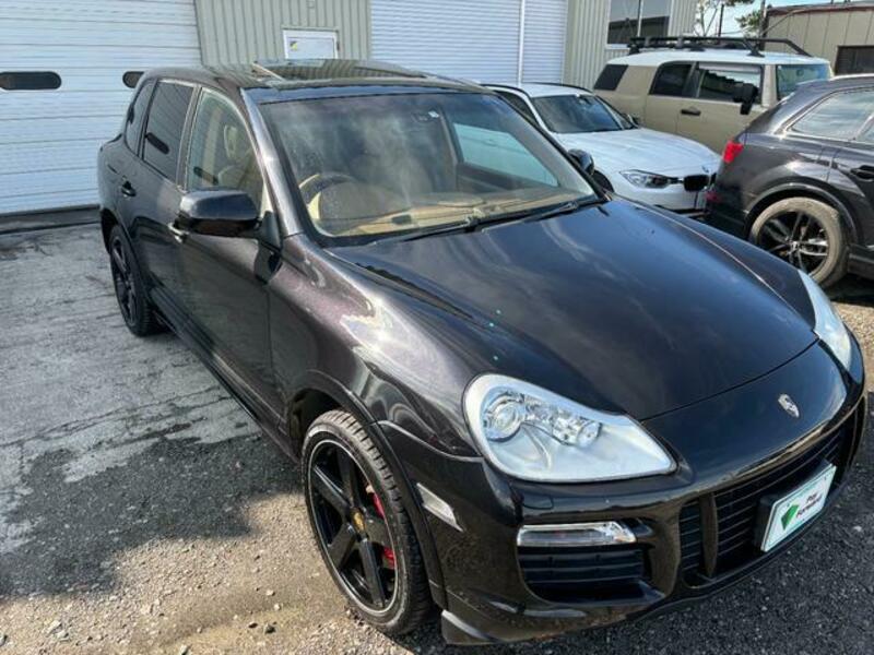 CAYENNE