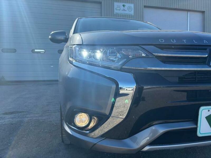 OUTLANDER PHEV