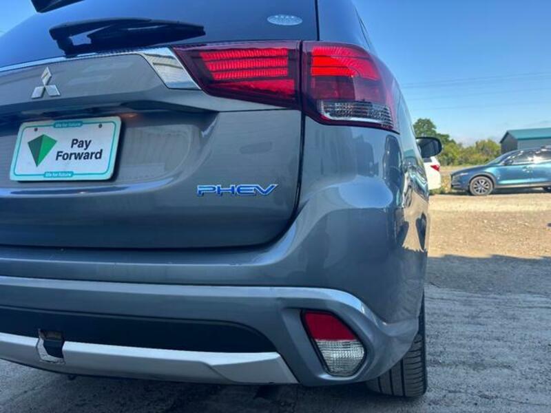 OUTLANDER PHEV