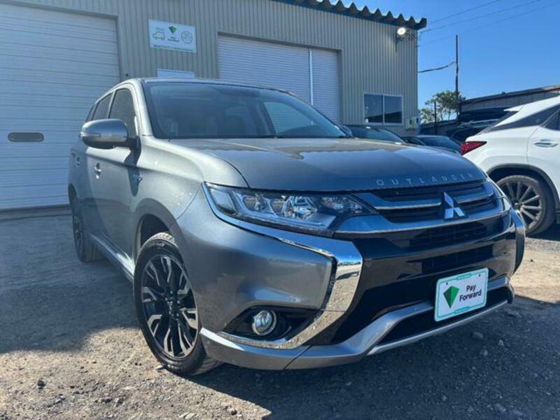 MITSUBISHI OUTLANDER PHEV