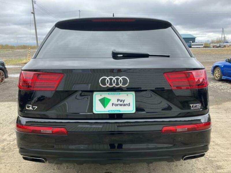 Q7