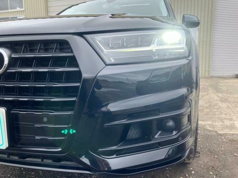 Q7