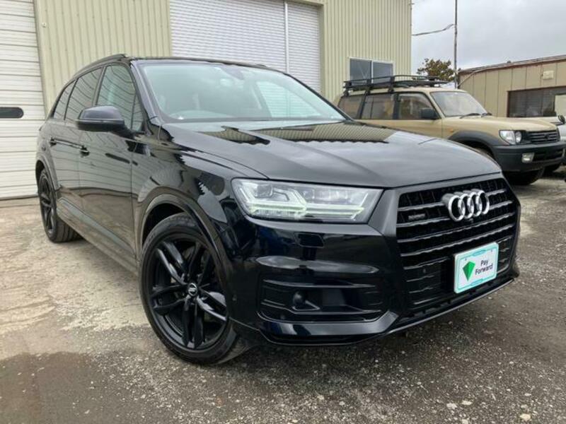 AUDI Q7