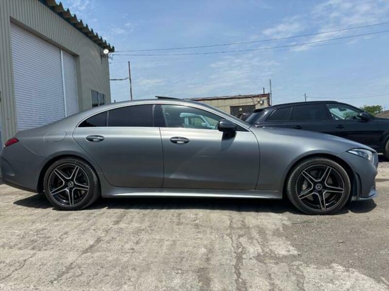 CLS-CLASS