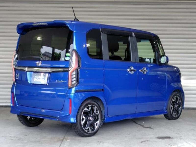 N BOX CUSTOM
