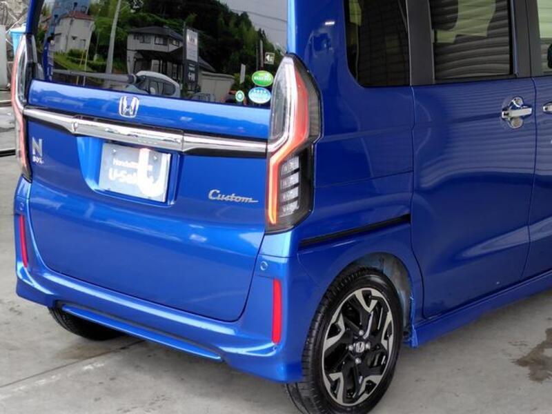 N BOX CUSTOM