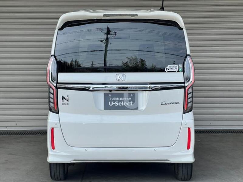 N BOX CUSTOM
