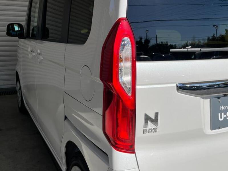 N BOX