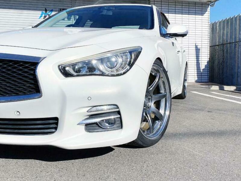 SKYLINE