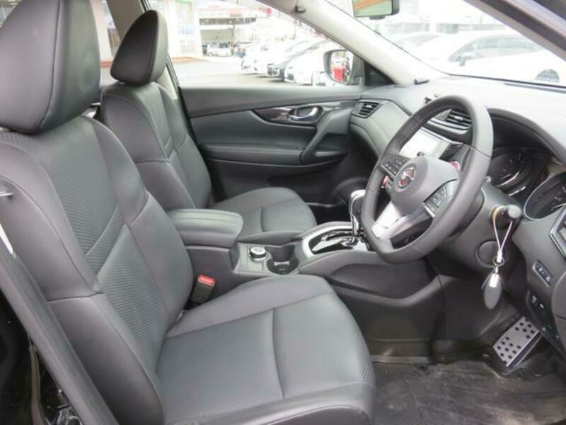 X-TRAIL
