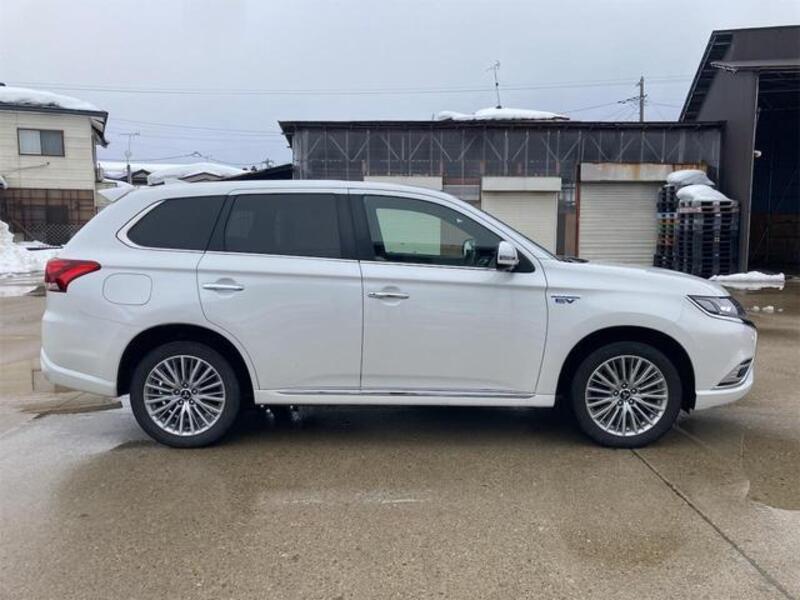 OUTLANDER PHEV