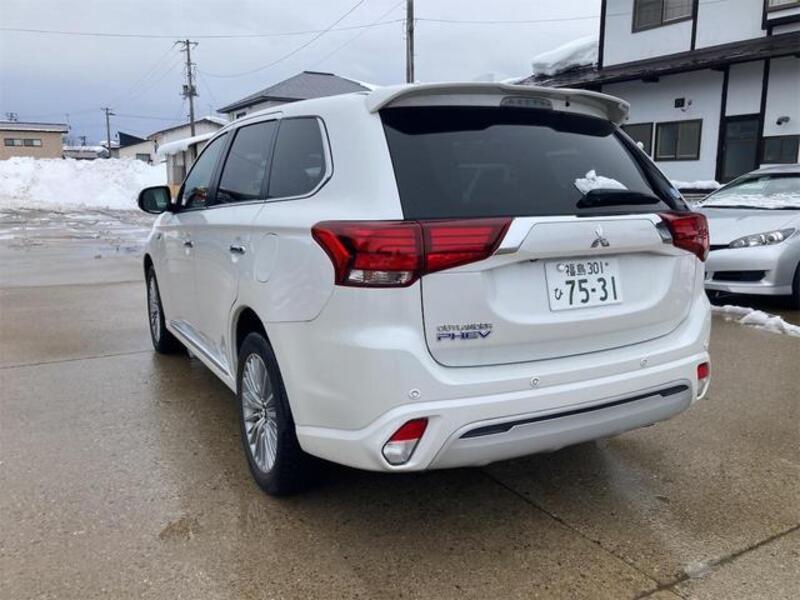 OUTLANDER PHEV