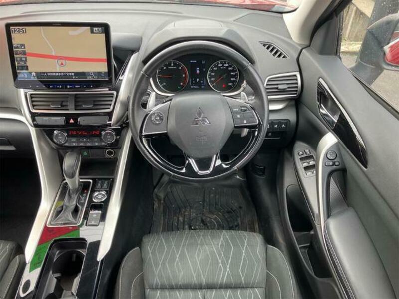 ECLIPSE CROSS