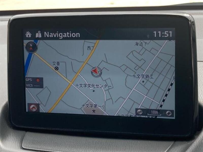 MAZDA2