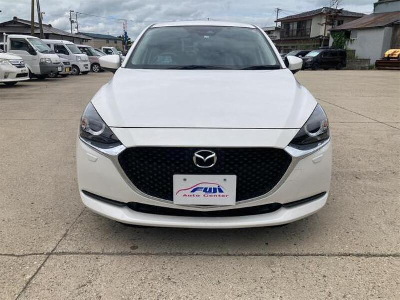 MAZDA2