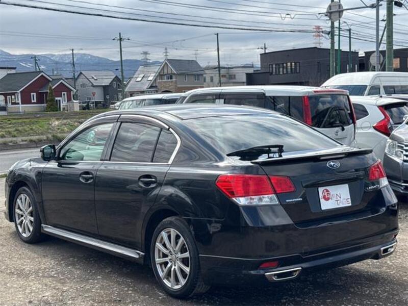 LEGACY B4
