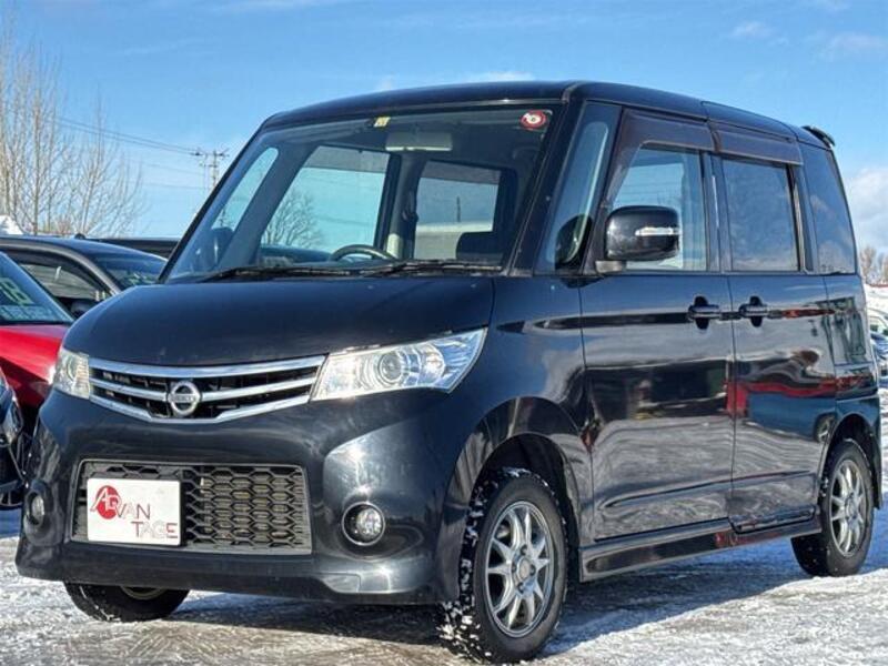 NISSAN ROOX
