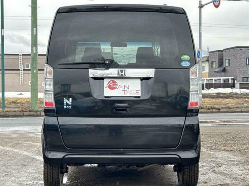N BOX