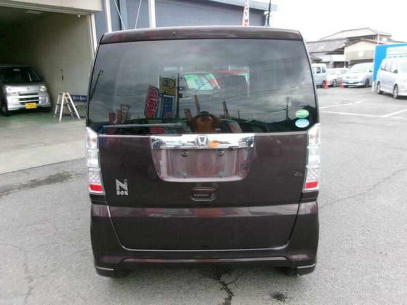 N BOX