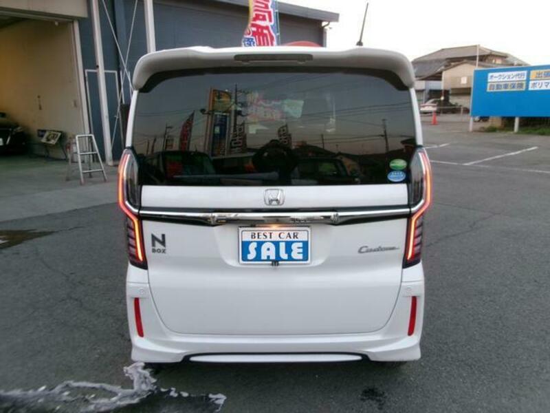 N BOX CUSTOM