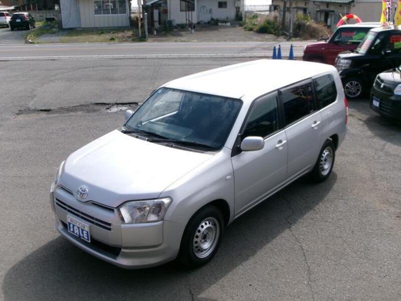 TOYOTA SUCCEED