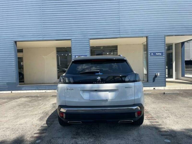 3008