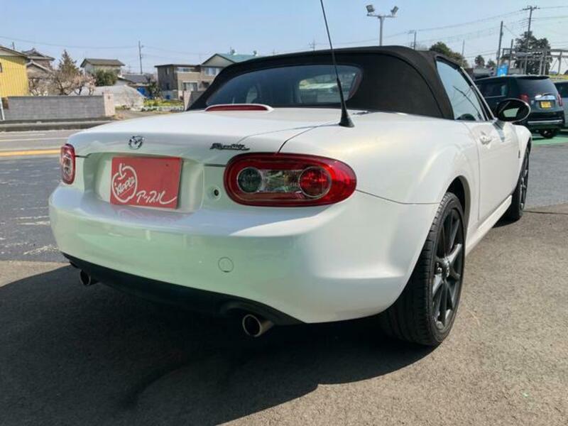 ROADSTER