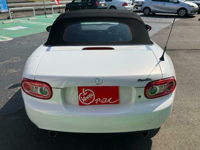 ROADSTER