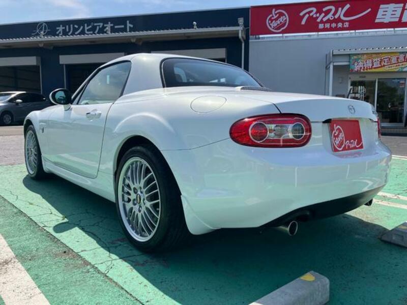 ROADSTER