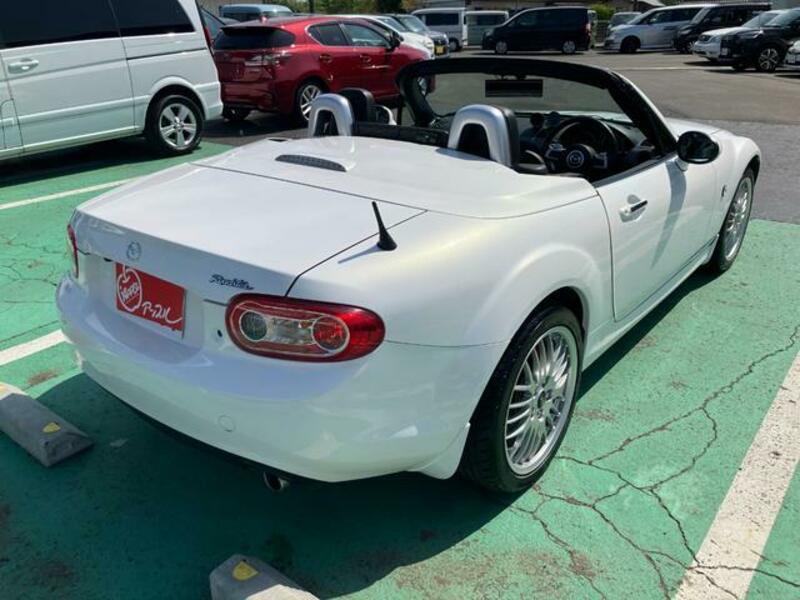 ROADSTER