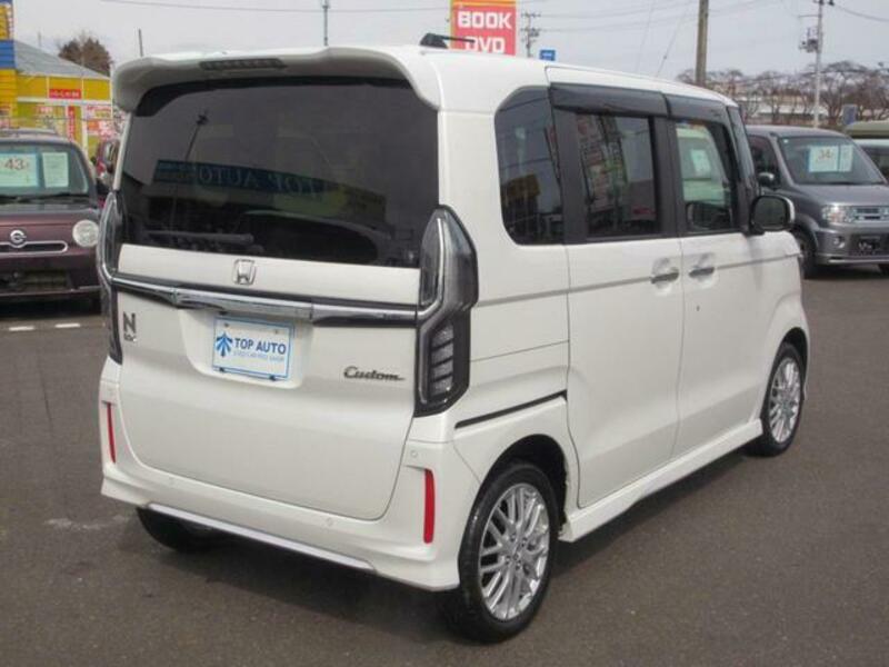 N BOX CUSTOM