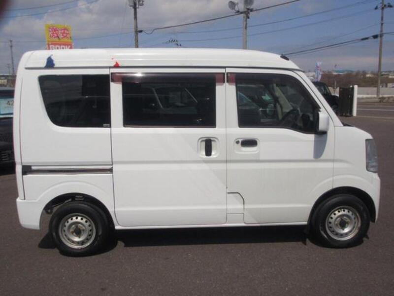 MINICAB VAN