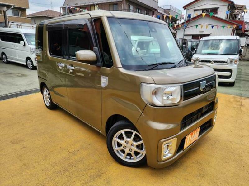 DAIHATSU WAKE
