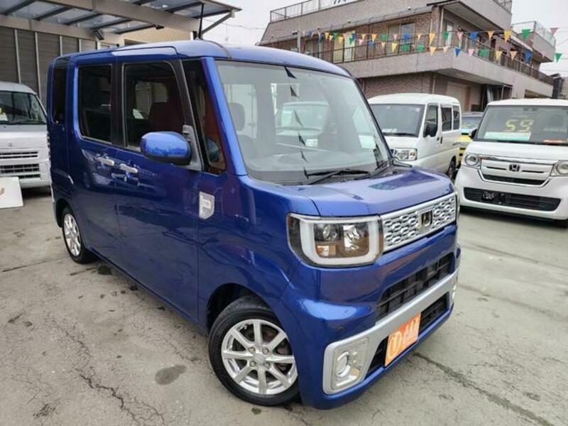DAIHATSU WAKE