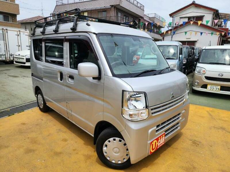 MITSUBISHI MINICAB VAN