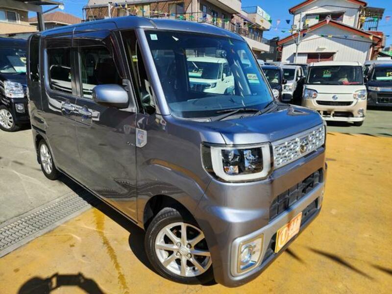 TOYOTA PIXIS MEGA