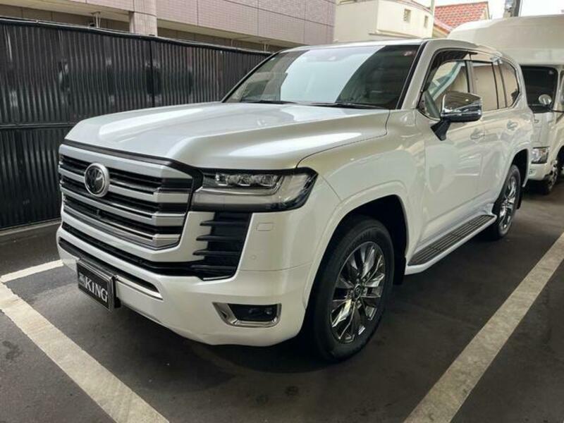 TOYOTA LAND CRUISER