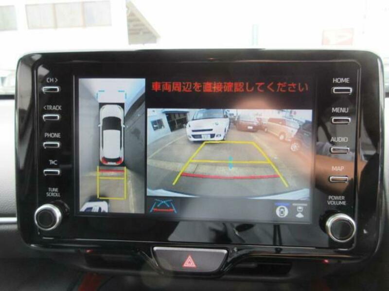 YARIS CROSS