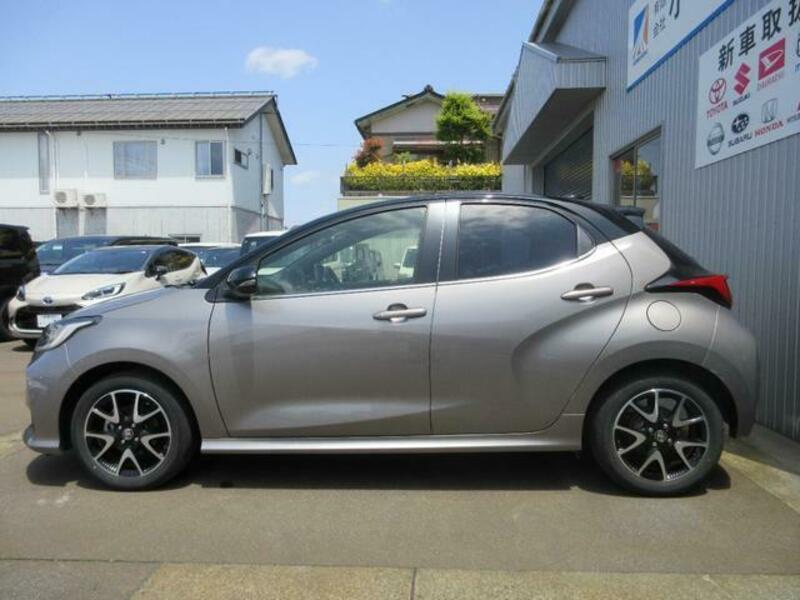 YARIS