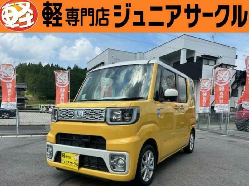 DAIHATSU WAKE