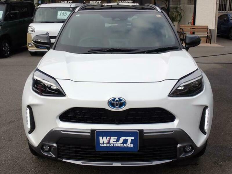 YARIS CROSS