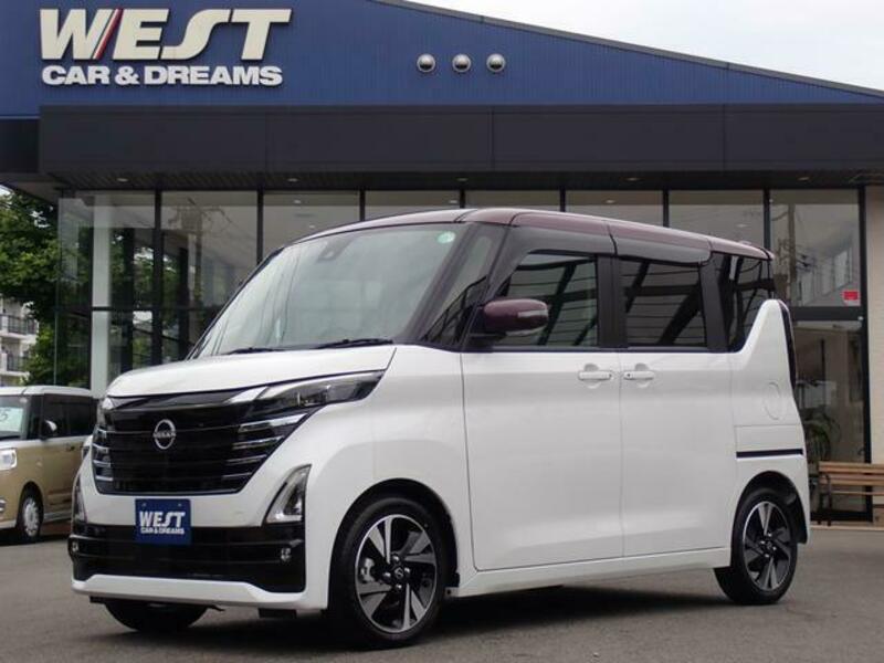 NISSAN ROOX